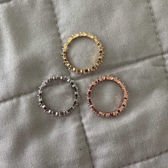 Rings. Three colours: gold, silver, rose gold - Picture 2 of 2